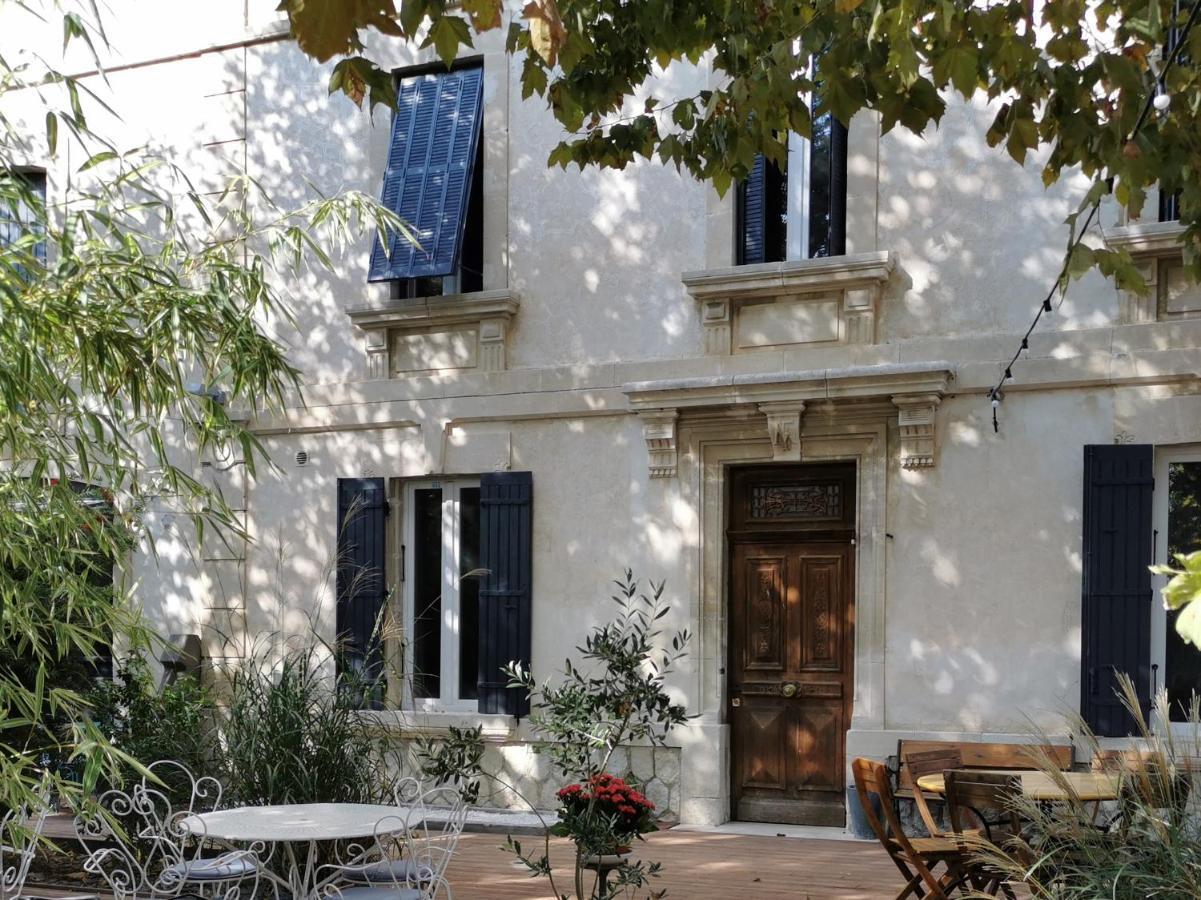 Maison D' Alys Entre Luberon Et Alpilles Cabannes Dış mekan fotoğraf